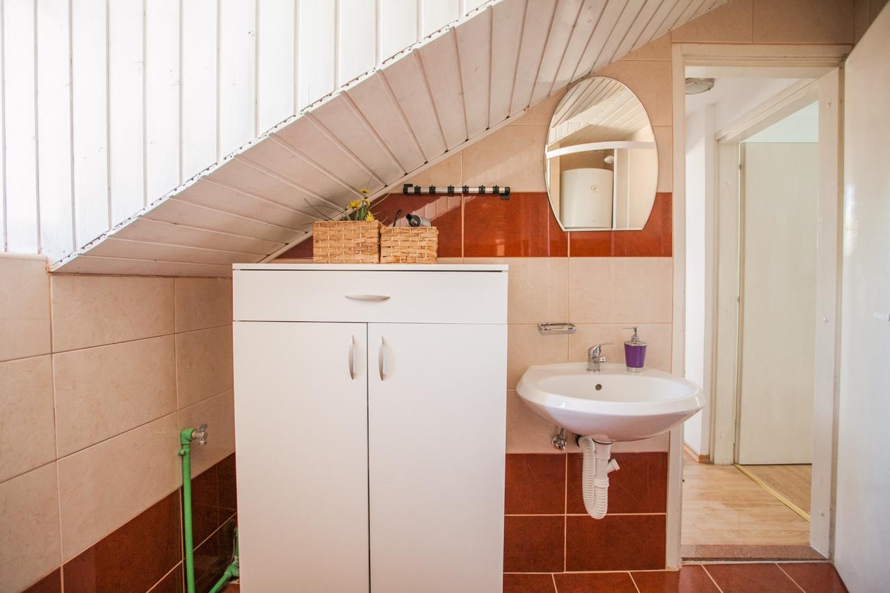 Top-Floor Apartment In Trogir Center Exteriör bild